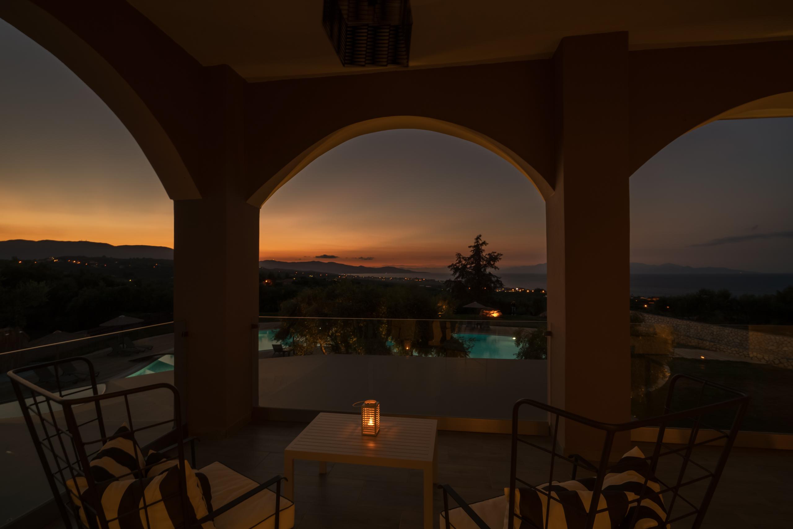 Elegance Luxury Executive Suites - Adults Only Tragaki Esterno foto