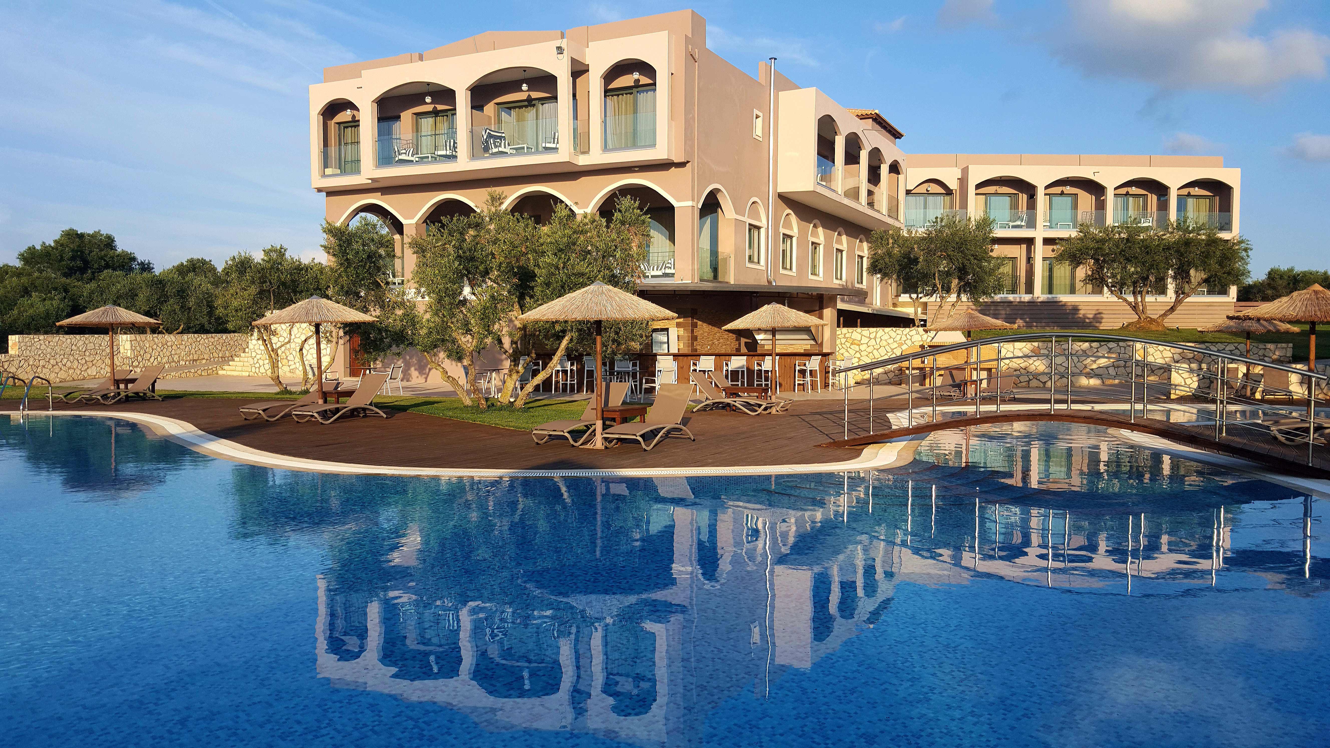 Elegance Luxury Executive Suites - Adults Only Tragaki Esterno foto