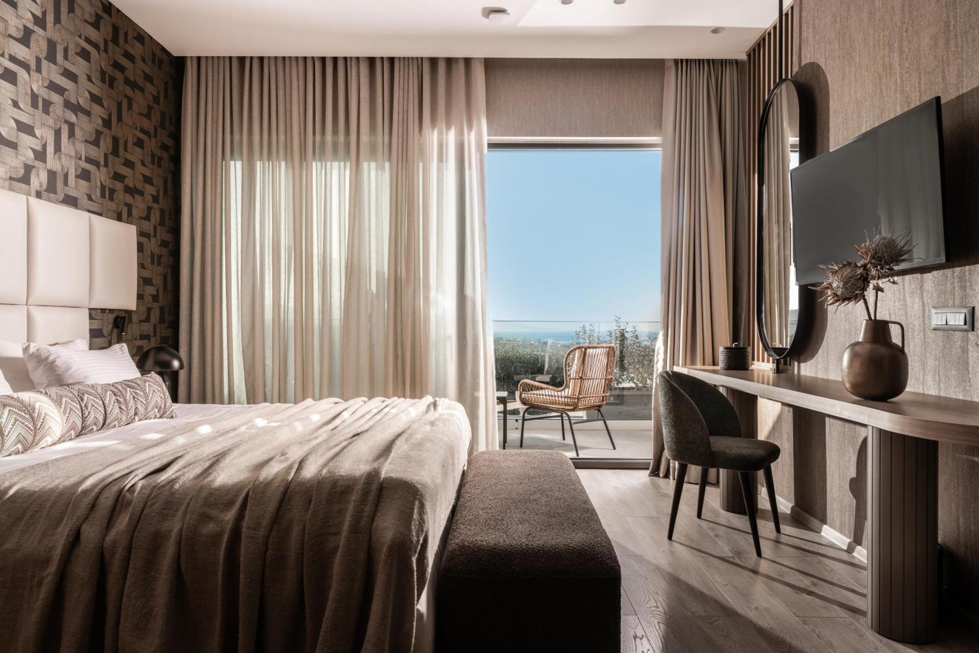Elegance Luxury Executive Suites - Adults Only Tragaki Esterno foto